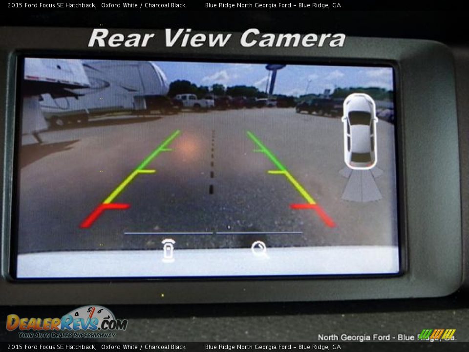 2015 Ford Focus SE Hatchback Oxford White / Charcoal Black Photo #19