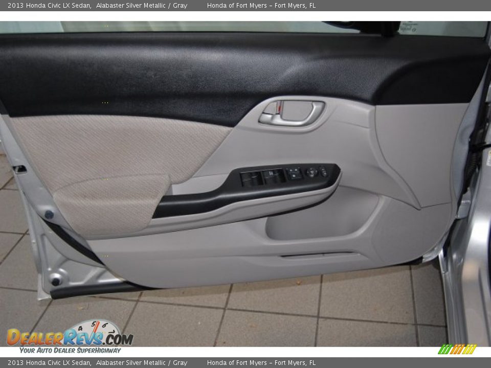 2013 Honda Civic LX Sedan Alabaster Silver Metallic / Gray Photo #12