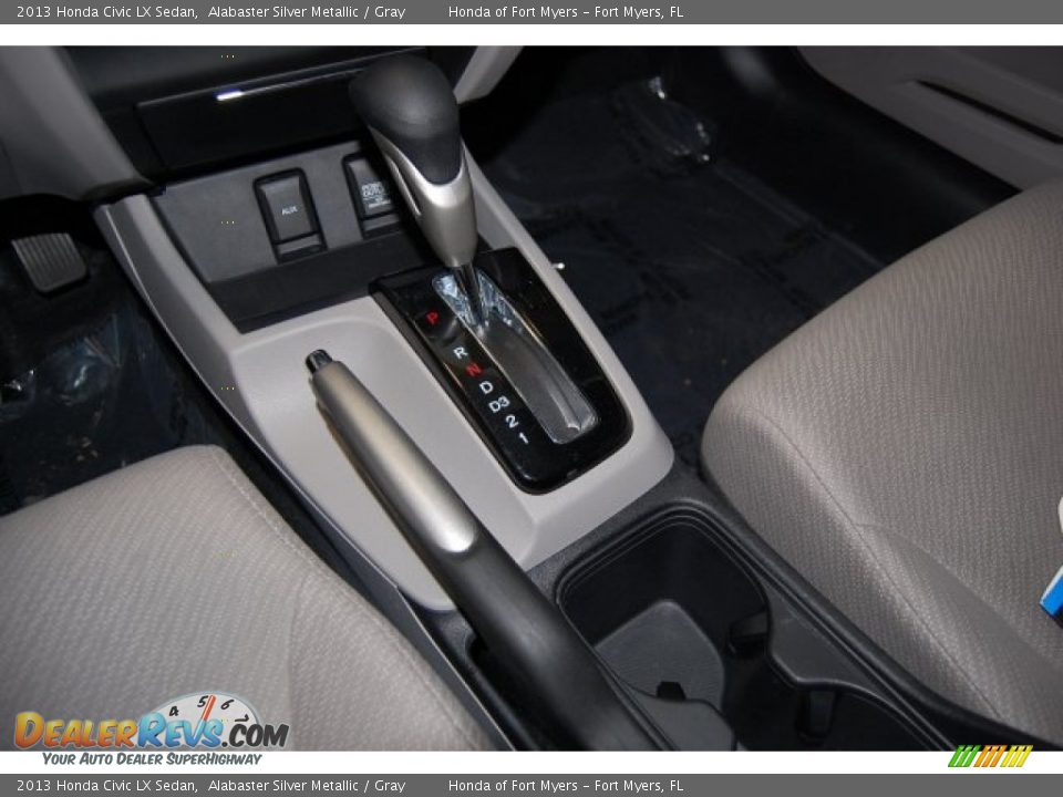 2013 Honda Civic LX Sedan Alabaster Silver Metallic / Gray Photo #16