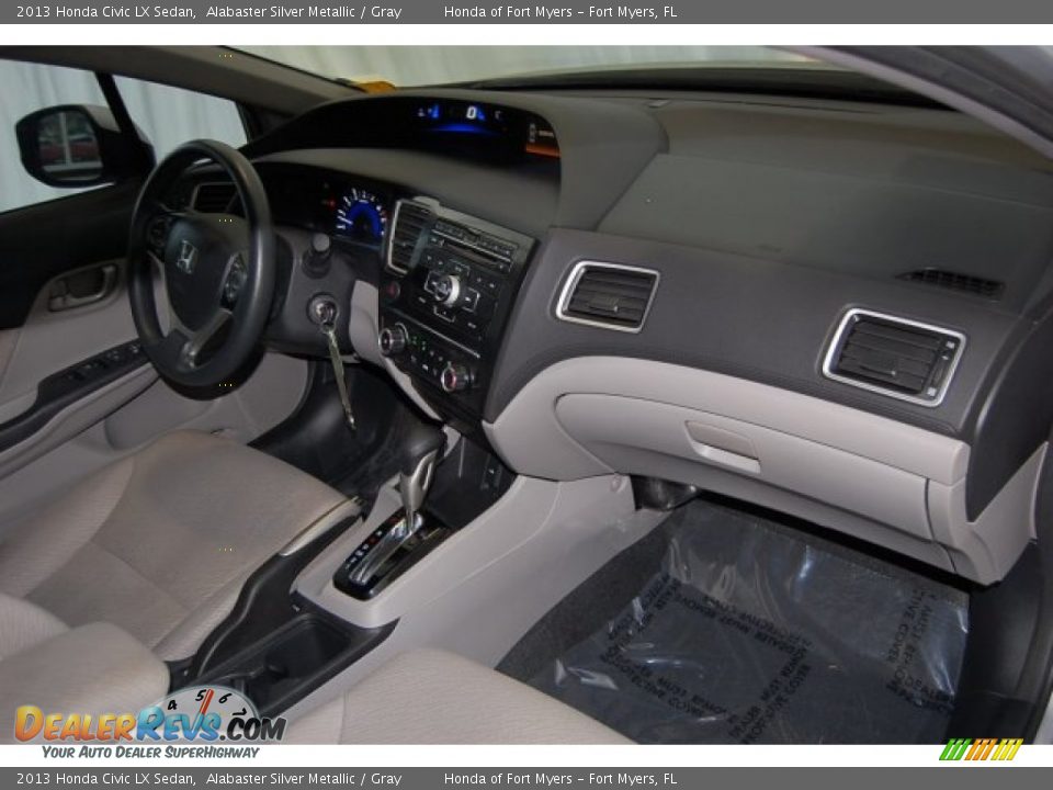 2013 Honda Civic LX Sedan Alabaster Silver Metallic / Gray Photo #32