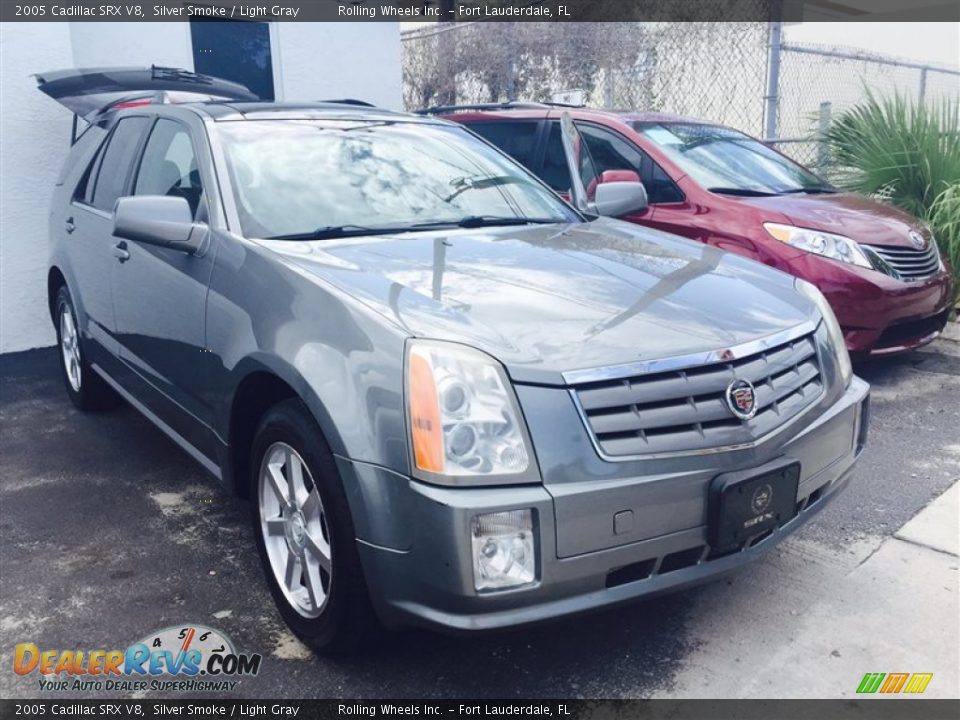 2005 Cadillac SRX V8 Silver Smoke / Light Gray Photo #7