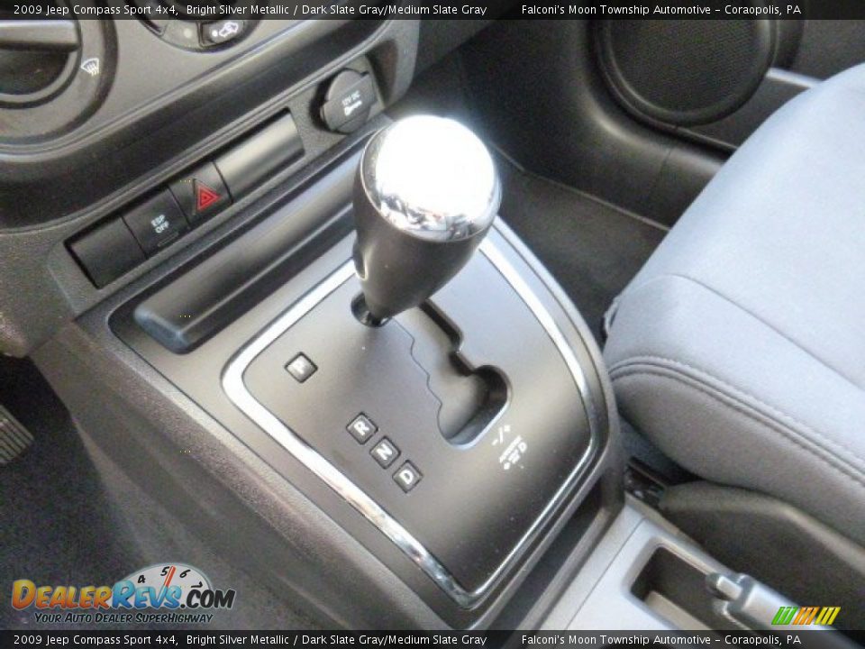 2009 Jeep Compass Sport 4x4 Bright Silver Metallic / Dark Slate Gray/Medium Slate Gray Photo #21