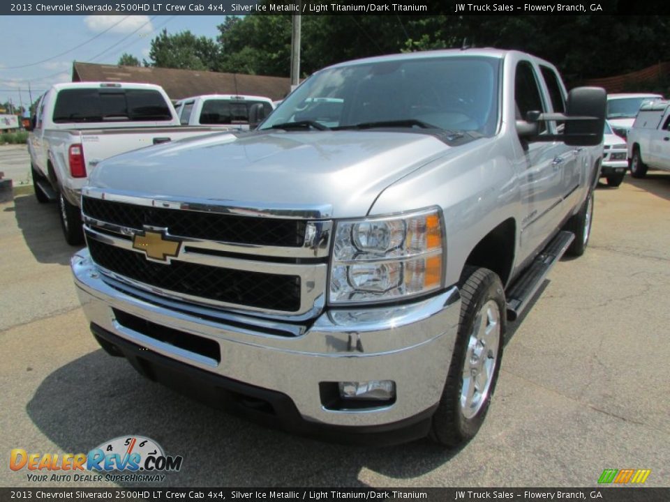 2013 Chevrolet Silverado 2500HD LT Crew Cab 4x4 Silver Ice Metallic / Light Titanium/Dark Titanium Photo #2