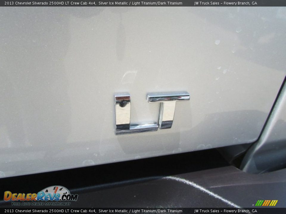 2013 Chevrolet Silverado 2500HD LT Crew Cab 4x4 Silver Ice Metallic / Light Titanium/Dark Titanium Photo #12