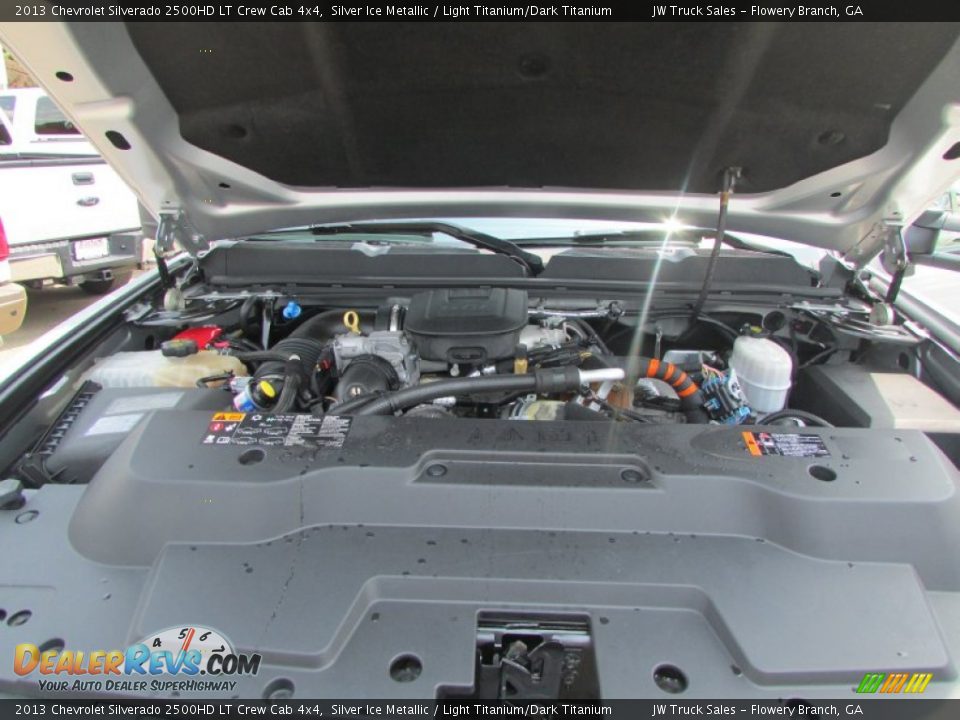 2013 Chevrolet Silverado 2500HD LT Crew Cab 4x4 Silver Ice Metallic / Light Titanium/Dark Titanium Photo #17