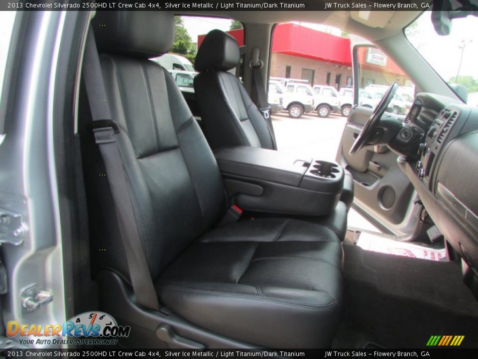 2013 Chevrolet Silverado 2500HD LT Crew Cab 4x4 Silver Ice Metallic / Light Titanium/Dark Titanium Photo #22