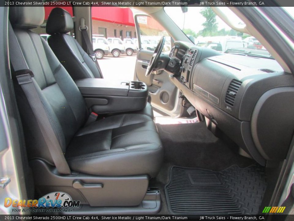 2013 Chevrolet Silverado 2500HD LT Crew Cab 4x4 Silver Ice Metallic / Light Titanium/Dark Titanium Photo #23