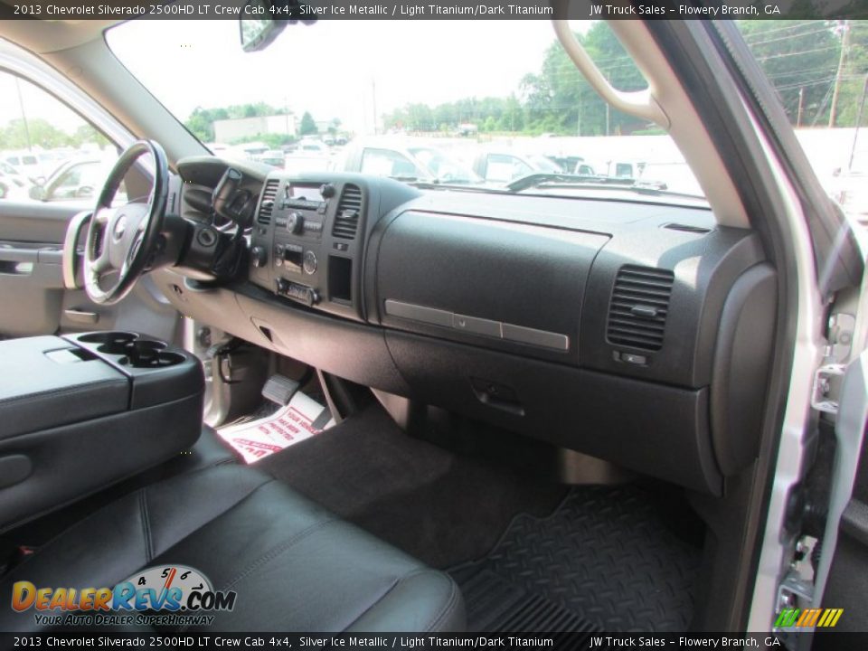 2013 Chevrolet Silverado 2500HD LT Crew Cab 4x4 Silver Ice Metallic / Light Titanium/Dark Titanium Photo #24