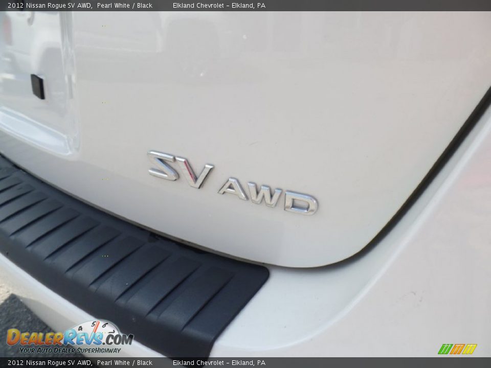 2012 Nissan Rogue SV AWD Pearl White / Black Photo #10