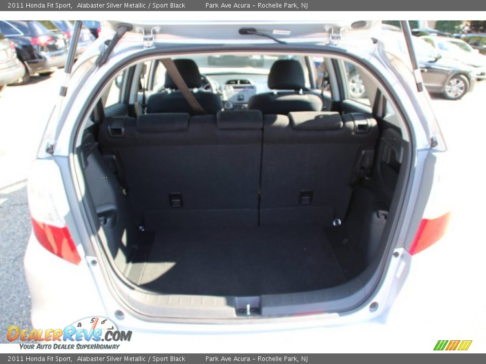 2011 Honda Fit Sport Alabaster Silver Metallic / Sport Black Photo #20