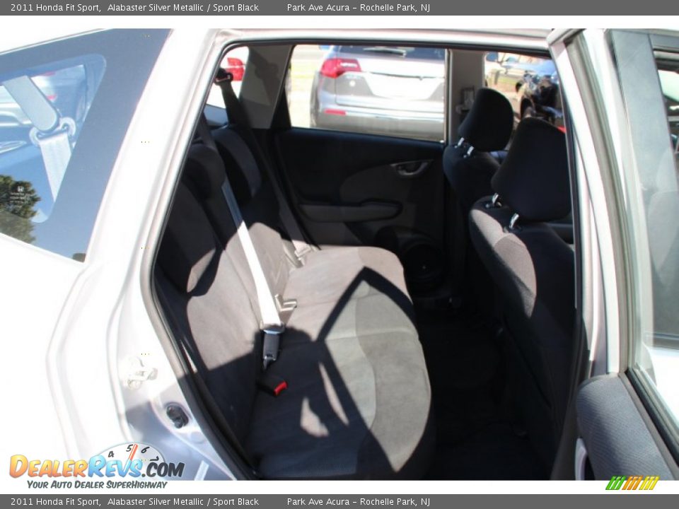 2011 Honda Fit Sport Alabaster Silver Metallic / Sport Black Photo #23