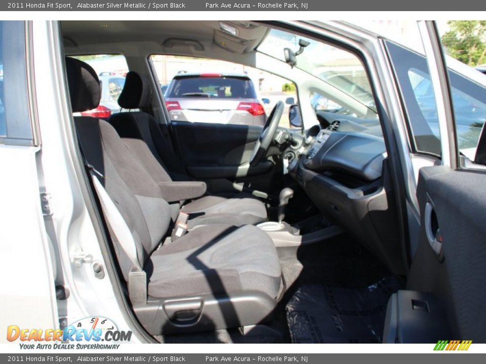 2011 Honda Fit Sport Alabaster Silver Metallic / Sport Black Photo #26