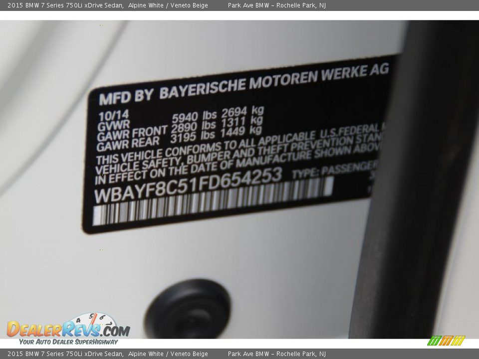 2015 BMW 7 Series 750Li xDrive Sedan Alpine White / Veneto Beige Photo #35