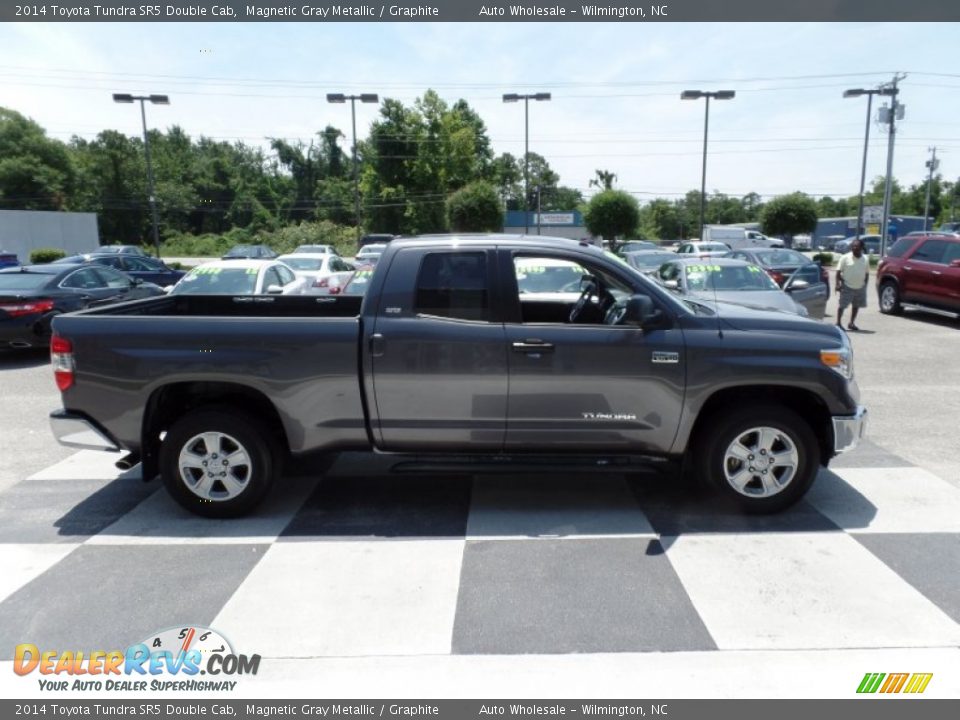 2014 Toyota Tundra SR5 Double Cab Magnetic Gray Metallic / Graphite Photo #3