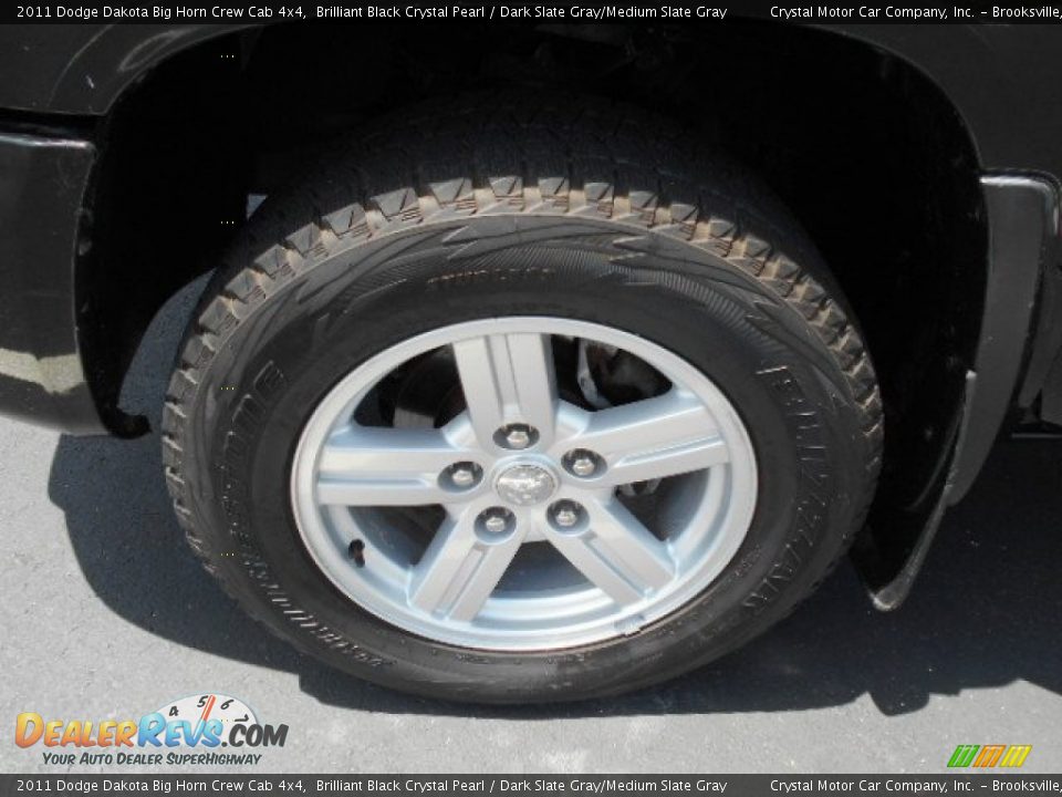 2011 Dodge Dakota Big Horn Crew Cab 4x4 Brilliant Black Crystal Pearl / Dark Slate Gray/Medium Slate Gray Photo #15