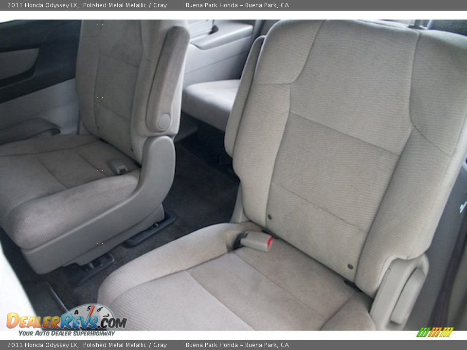 2011 Honda Odyssey LX Polished Metal Metallic / Gray Photo #16