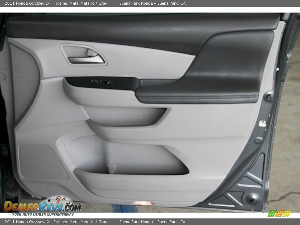 2011 Honda Odyssey LX Polished Metal Metallic / Gray Photo #26