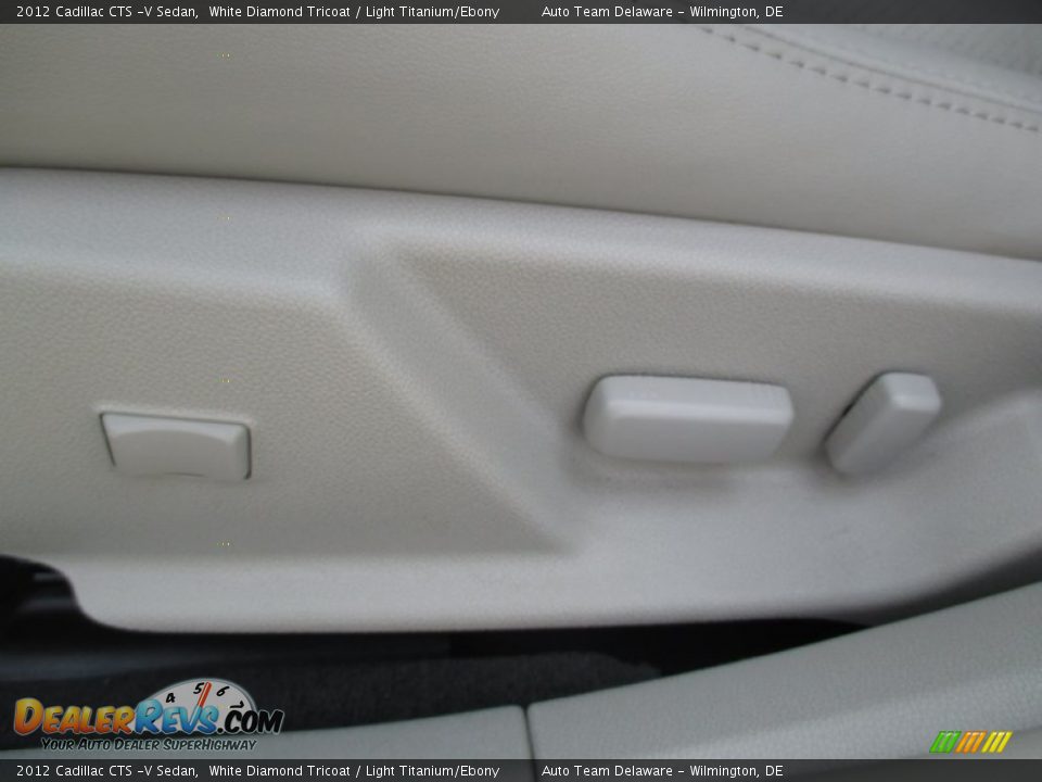 2012 Cadillac CTS -V Sedan White Diamond Tricoat / Light Titanium/Ebony Photo #13