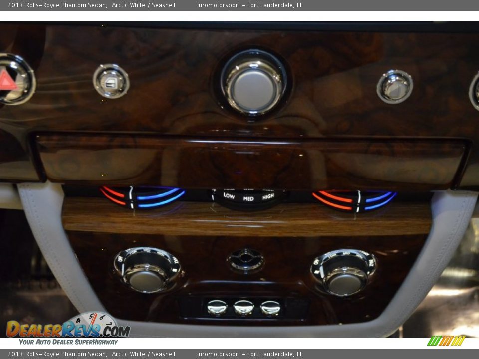 Controls of 2013 Rolls-Royce Phantom Sedan Photo #72