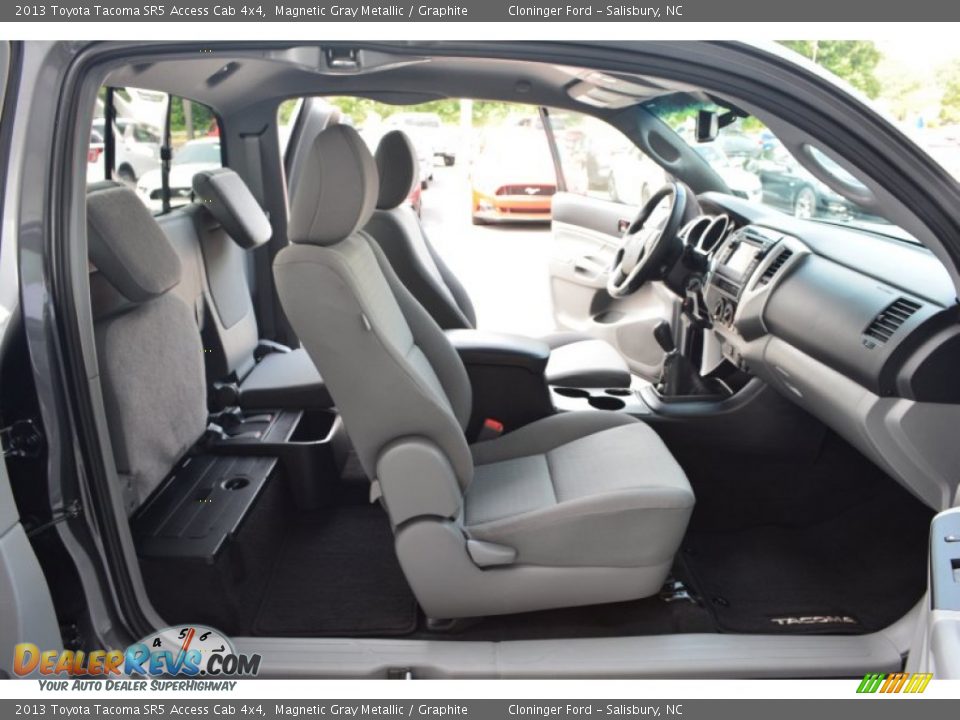 Graphite Interior - 2013 Toyota Tacoma SR5 Access Cab 4x4 Photo #15
