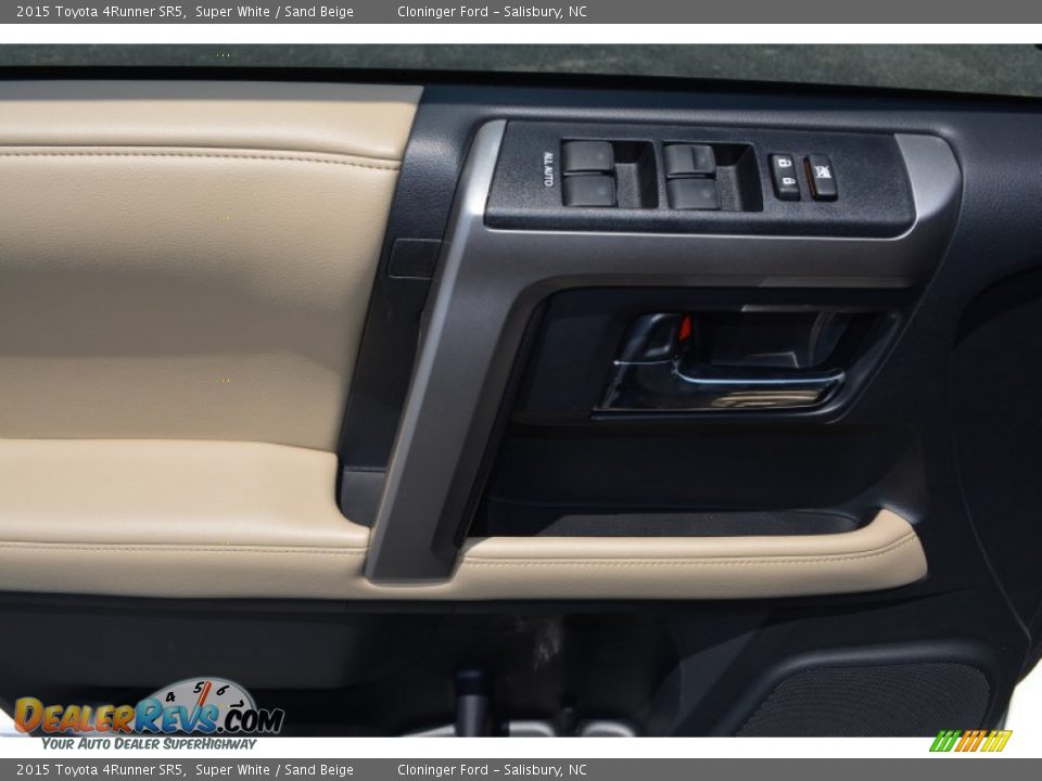 2015 Toyota 4Runner SR5 Super White / Sand Beige Photo #6