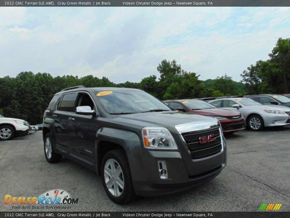 Front 3/4 View of 2012 GMC Terrain SLE AWD Photo #9