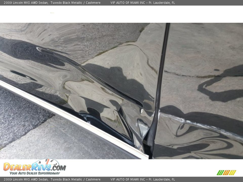 2009 Lincoln MKS AWD Sedan Tuxedo Black Metallic / Cashmere Photo #10