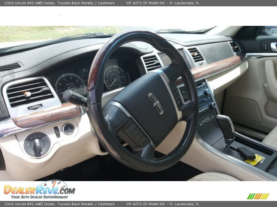 2009 Lincoln MKS AWD Sedan Tuxedo Black Metallic / Cashmere Photo #11