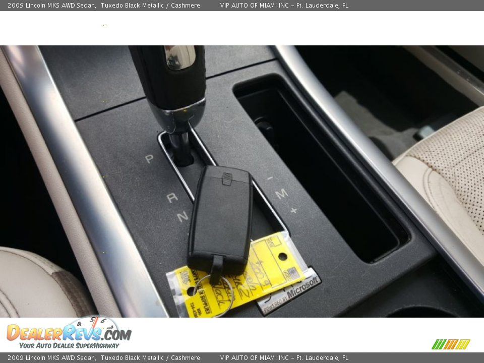 2009 Lincoln MKS AWD Sedan Tuxedo Black Metallic / Cashmere Photo #15