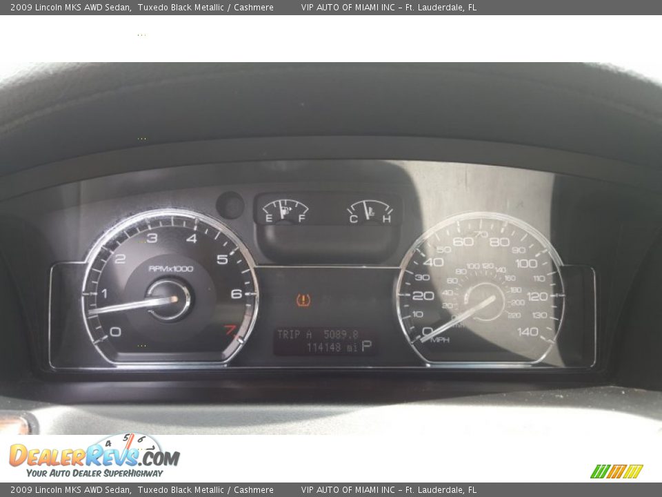 2009 Lincoln MKS AWD Sedan Tuxedo Black Metallic / Cashmere Photo #17
