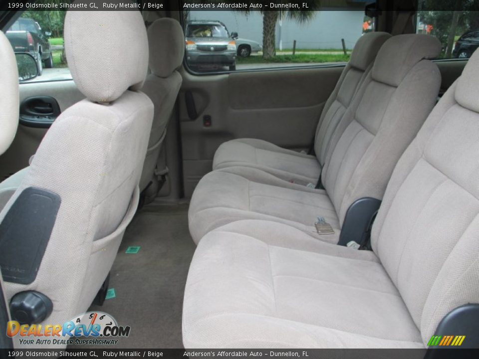 Rear Seat of 1999 Oldsmobile Silhouette GL Photo #11