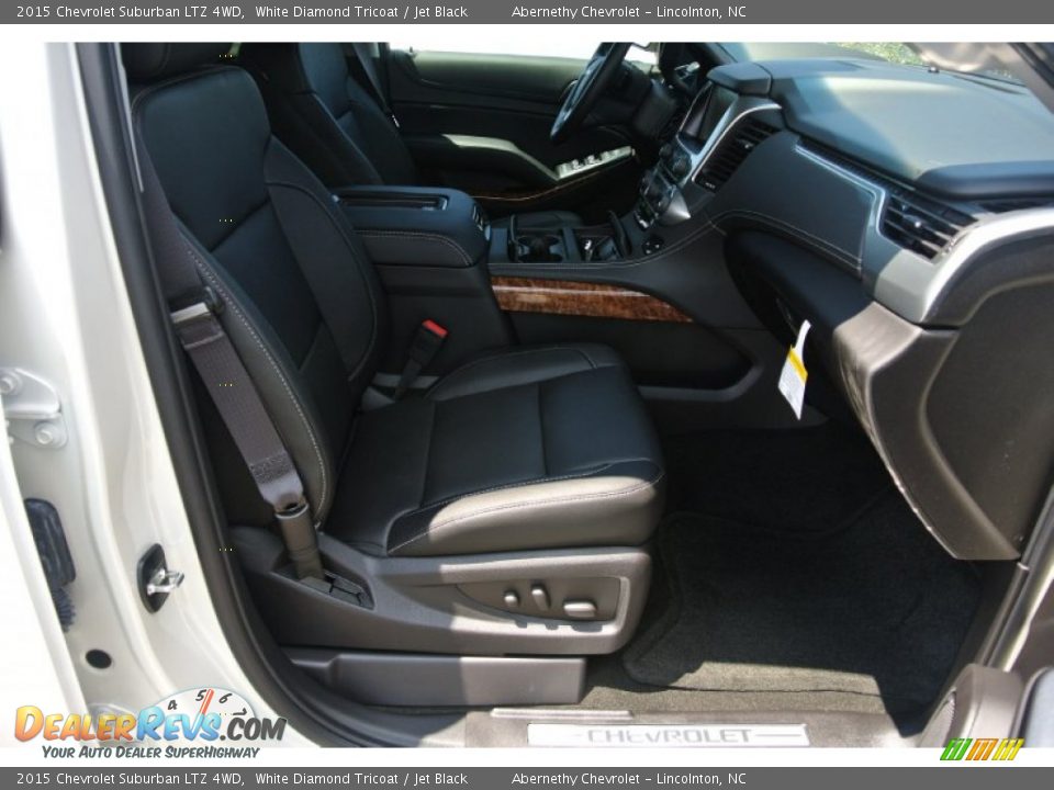 2015 Chevrolet Suburban LTZ 4WD White Diamond Tricoat / Jet Black Photo #22