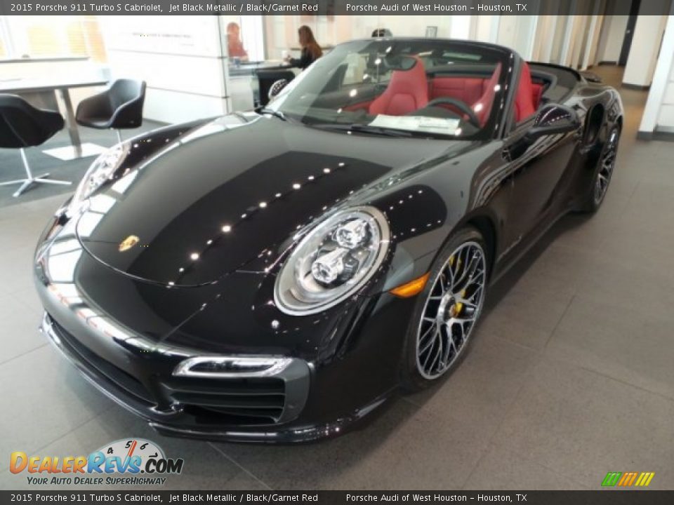 Front 3/4 View of 2015 Porsche 911 Turbo S Cabriolet Photo #3