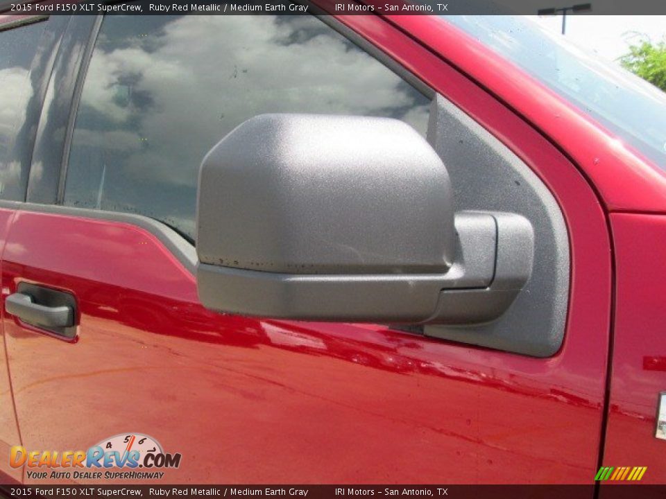 2015 Ford F150 XLT SuperCrew Ruby Red Metallic / Medium Earth Gray Photo #6