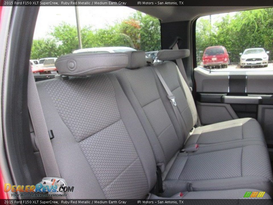 2015 Ford F150 XLT SuperCrew Ruby Red Metallic / Medium Earth Gray Photo #17