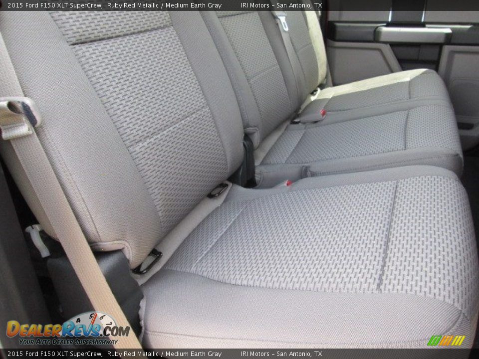 2015 Ford F150 XLT SuperCrew Ruby Red Metallic / Medium Earth Gray Photo #18