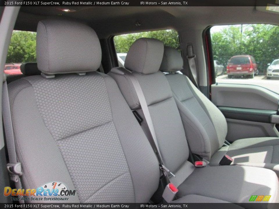 2015 Ford F150 XLT SuperCrew Ruby Red Metallic / Medium Earth Gray Photo #21