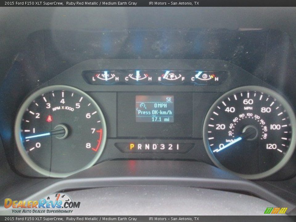 2015 Ford F150 XLT SuperCrew Ruby Red Metallic / Medium Earth Gray Photo #32