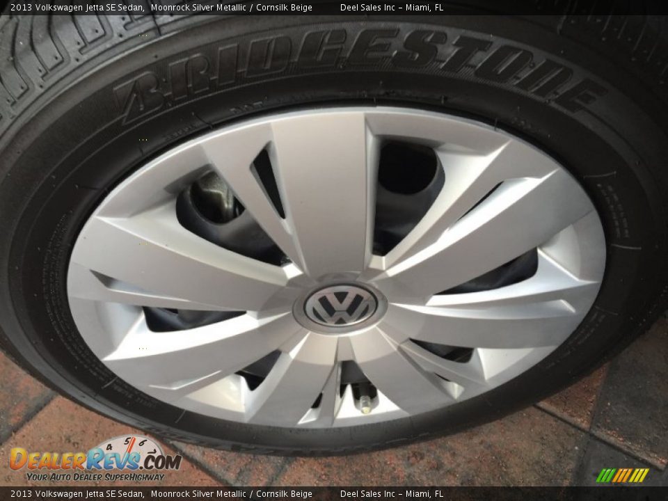 2013 Volkswagen Jetta SE Sedan Moonrock Silver Metallic / Cornsilk Beige Photo #15