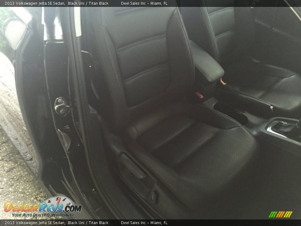 2013 Volkswagen Jetta SE Sedan Black Uni / Titan Black Photo #11