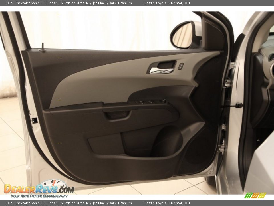 2015 Chevrolet Sonic LTZ Sedan Silver Ice Metallic / Jet Black/Dark Titanium Photo #4