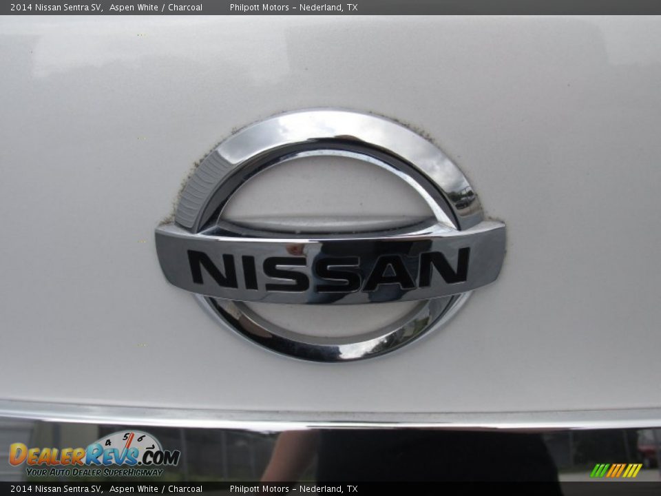 2014 Nissan Sentra SV Aspen White / Charcoal Photo #14
