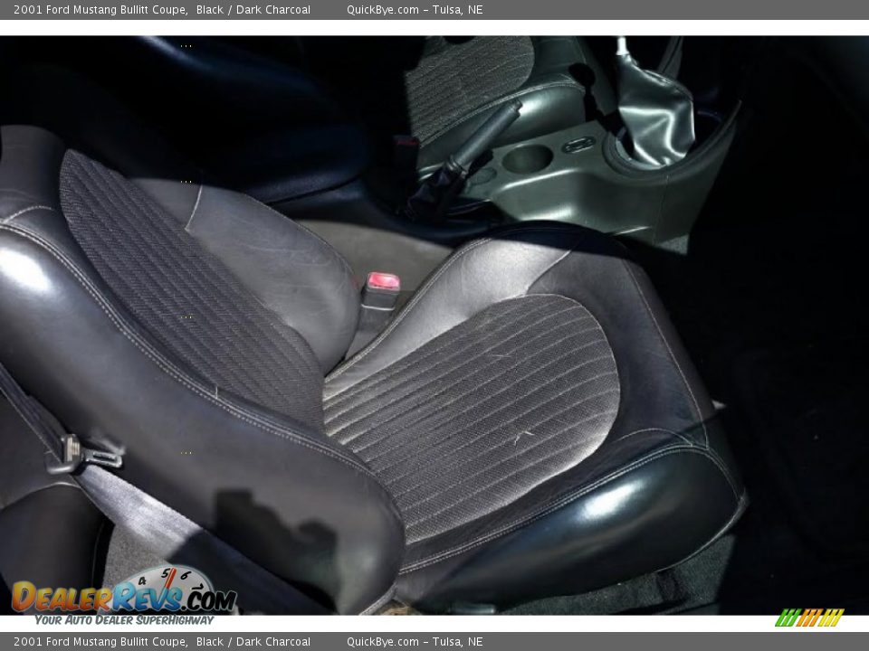 Front Seat of 2001 Ford Mustang Bullitt Coupe Photo #8