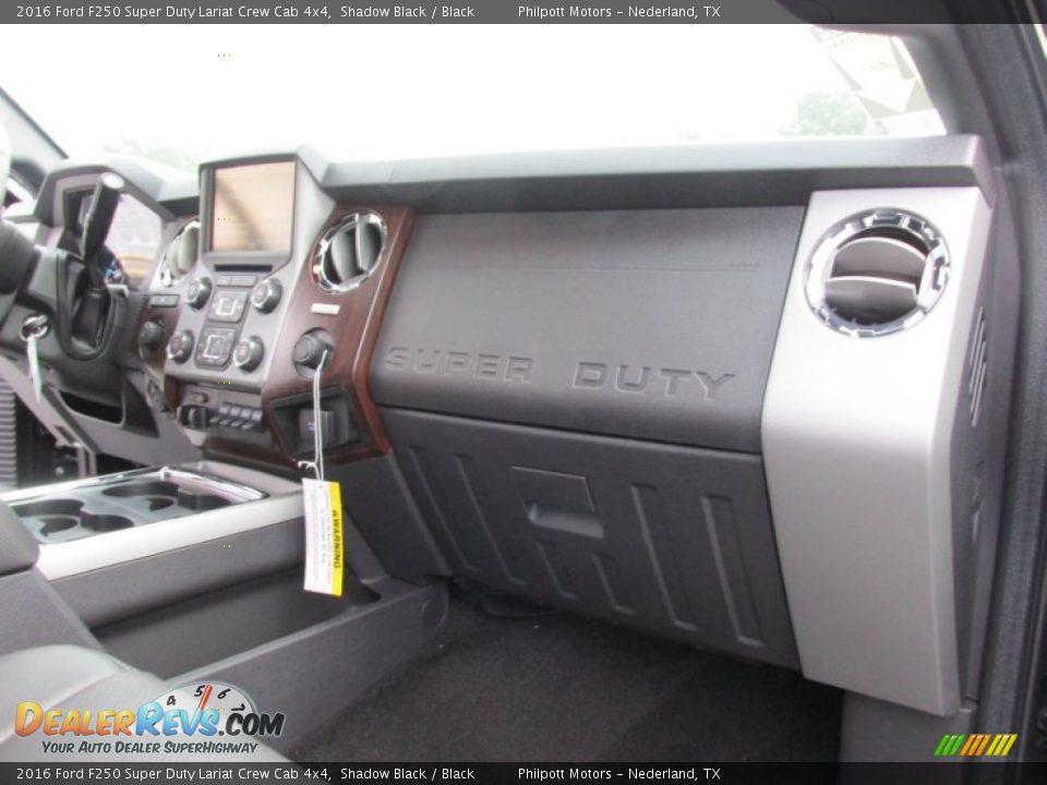 2016 Ford F250 Super Duty Lariat Crew Cab 4x4 Shadow Black / Black Photo #19
