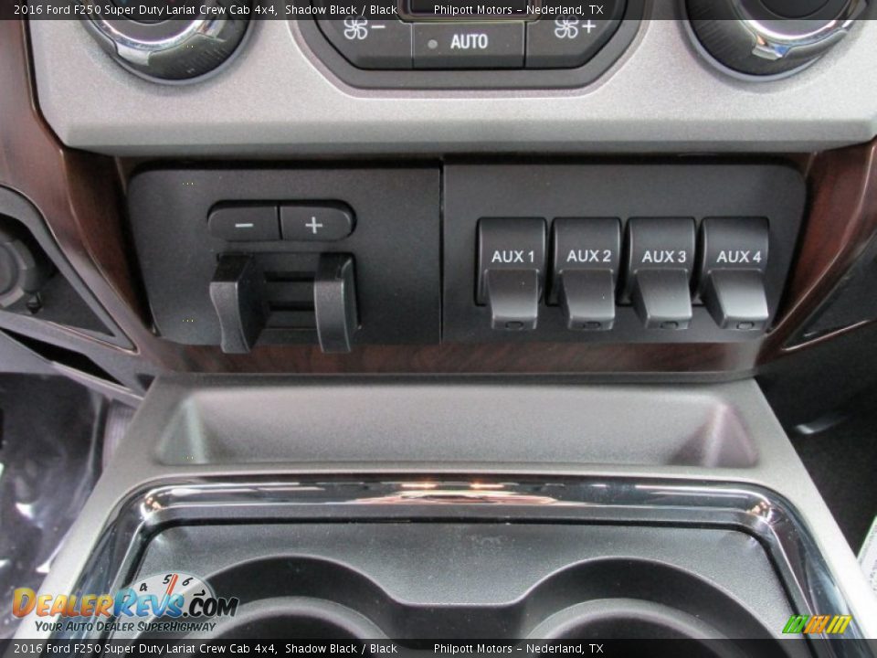 2016 Ford F250 Super Duty Lariat Crew Cab 4x4 Shadow Black / Black Photo #32