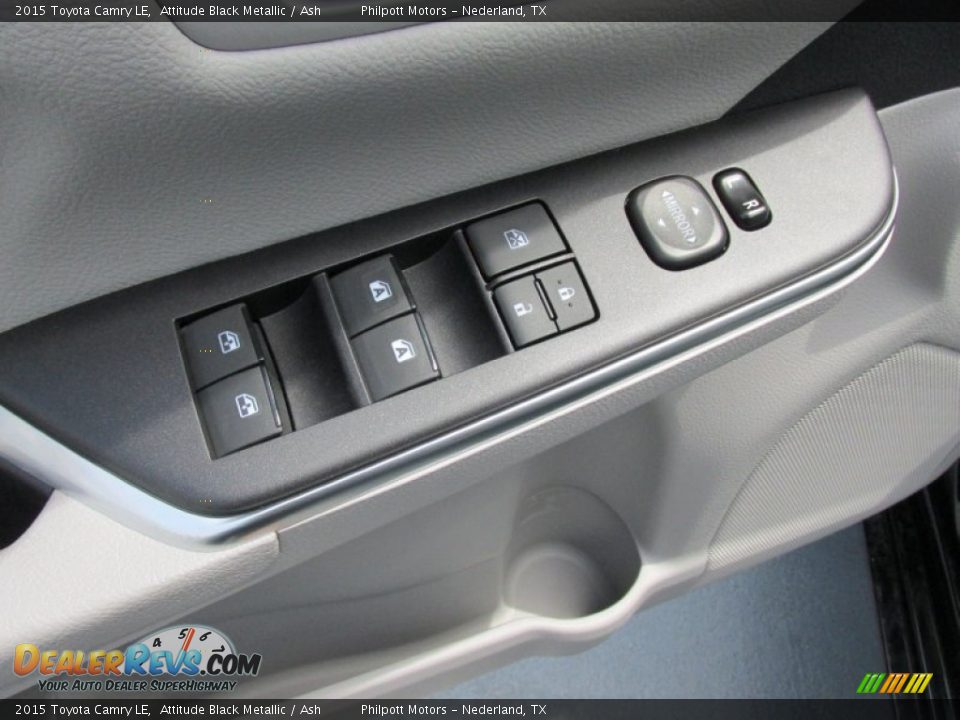 2015 Toyota Camry LE Attitude Black Metallic / Ash Photo #19