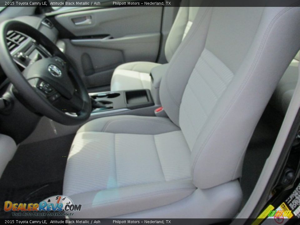 2015 Toyota Camry LE Attitude Black Metallic / Ash Photo #20