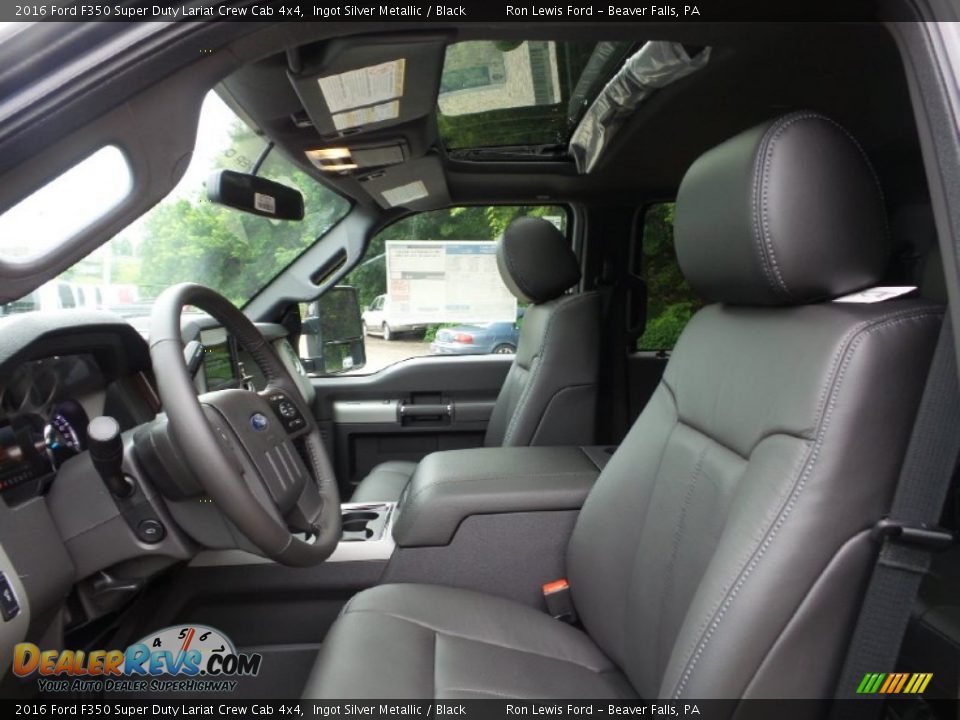 Black Interior - 2016 Ford F350 Super Duty Lariat Crew Cab 4x4 Photo #11