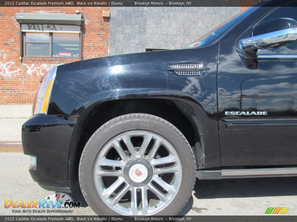 2013 Cadillac Escalade Premium AWD Black Ice Metallic / Ebony Photo #12