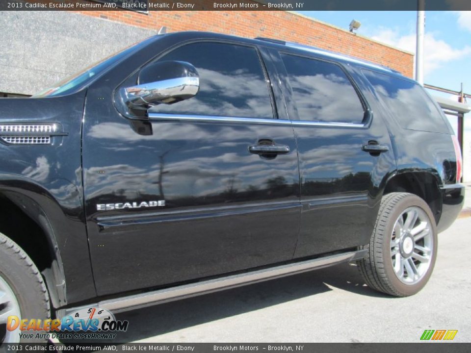 2013 Cadillac Escalade Premium AWD Black Ice Metallic / Ebony Photo #14